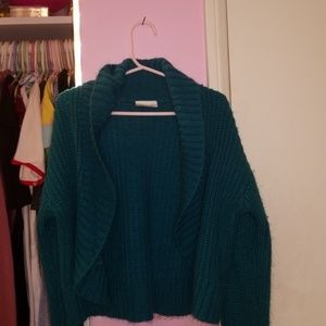 Turquoise sweater long sleeved